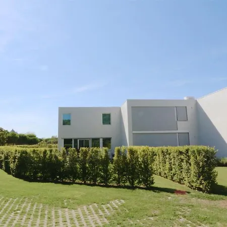 Terese-cleverdetails, Vilamoura, Sleeps 6, Luxury, Walking Distance *