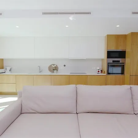 Terese-cleverdetails, Vilamoura, Sleeps 6, Luxury, Walking Distance ヴィラ ヴィラモウラ