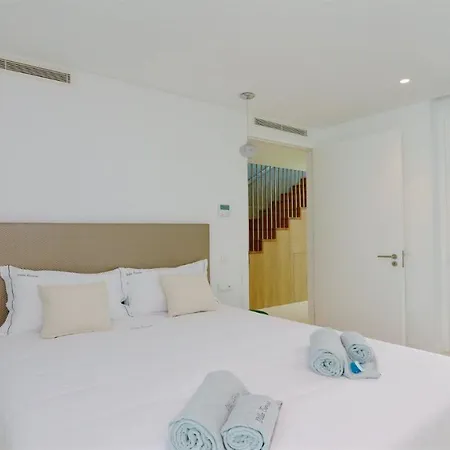Terese-cleverdetails, Vilamoura, Sleeps 6, Luxury, Walking Distance * Vilamoura