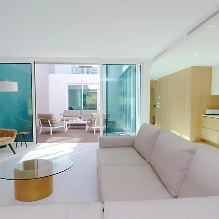 Terese-cleverdetails, Vilamoura, Sleeps 6, Luxury, Walking Distance *
