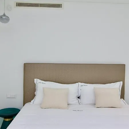 Villa Terese-cleverdetails, Vilamoura, Sleeps 6, Luxury, Walking Distance *
