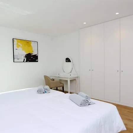 Villa Terese-cleverdetails, Vilamoura, Sleeps 6, Luxury, Walking Distance Vilamoura