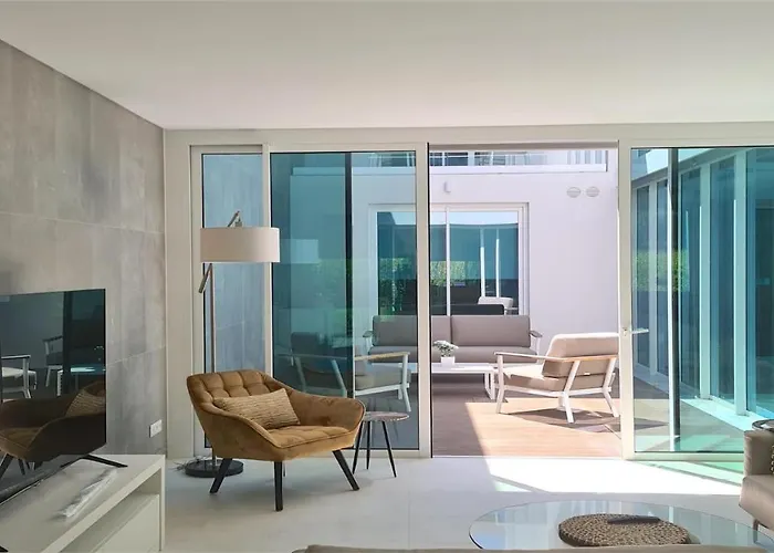 Terese-cleverdetails, Vilamoura, Sleeps 6, Luxury, Walking Distance