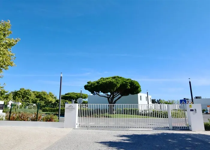 Villa Terese-cleverdetails, Vilamoura, Sleeps 6, Luxury, Walking Distance *