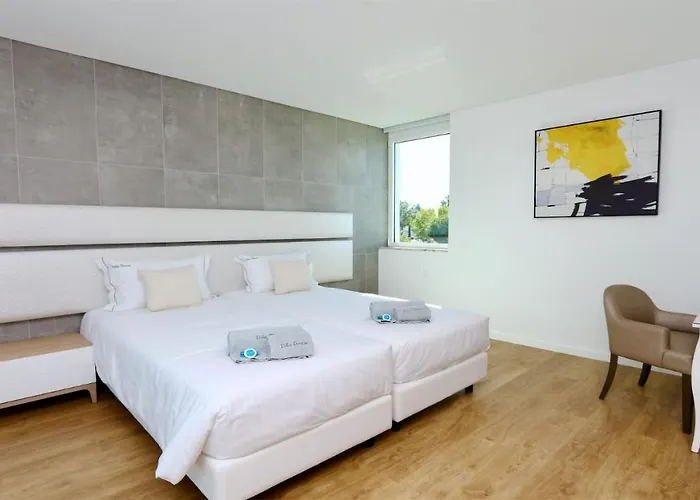 Terese-cleverdetails, Vilamoura, Sleeps 6, Luxury, Walking Distance Villa